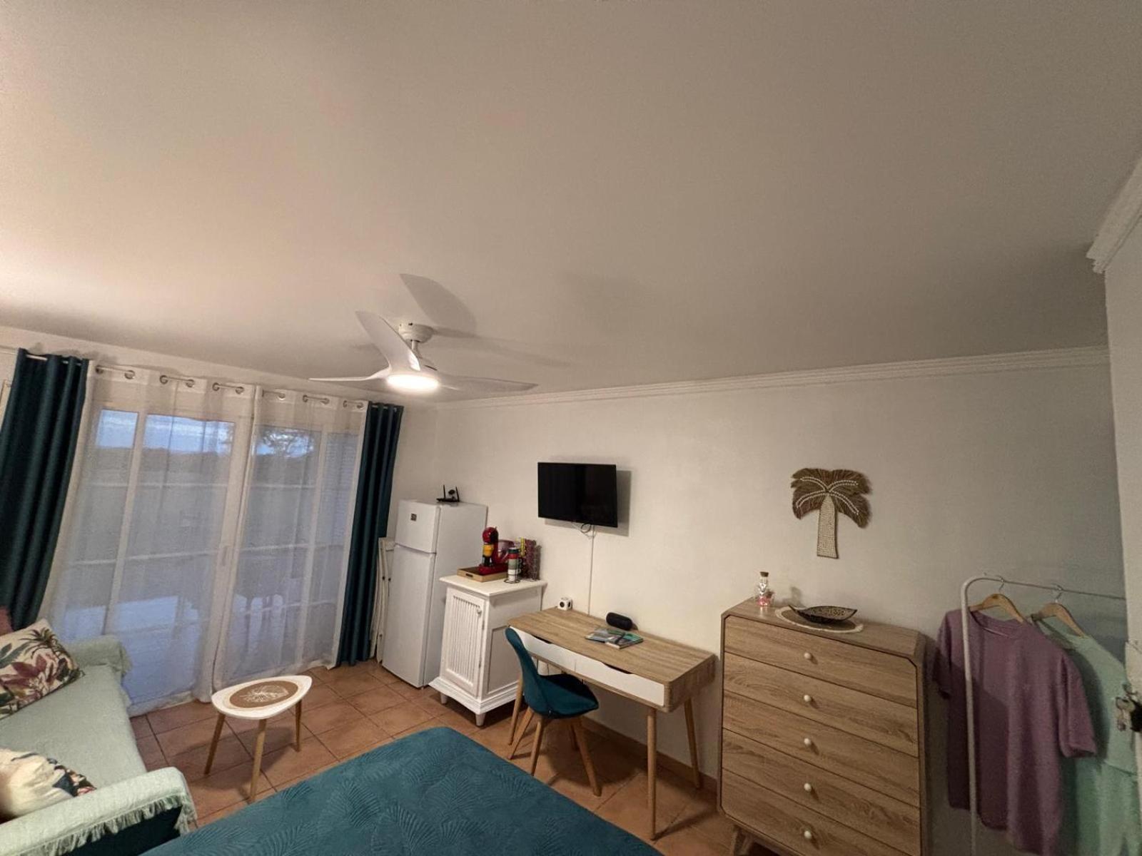 Studio Ti Karanbol Rdc Vue Mer Dans Residence De Tourisme Sainte-Anne  Eksteriør bilde